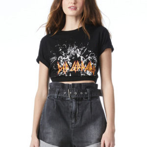 ALICE + OLIVIA band tee shirt